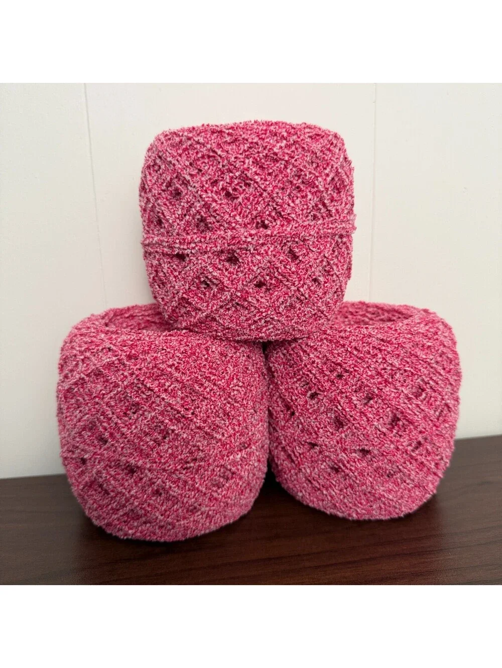 Reclaimed Chenille DK Yarn – 682 Yards – Pink White 298g (3 Cakes)